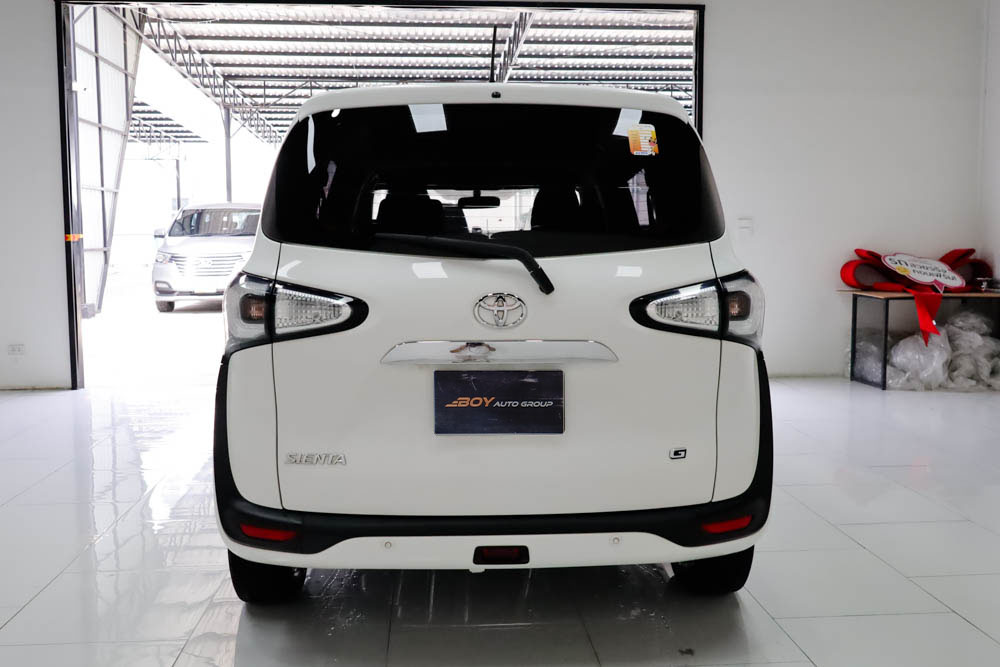 TOYOTA SIENTA 1.5 G (A2886)