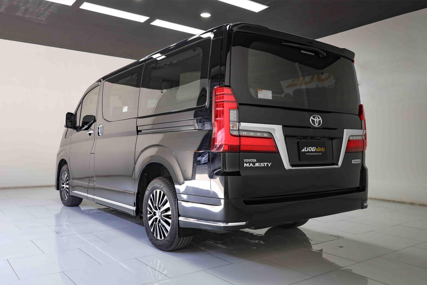 TOYOTA MAJESTY 2.8 GRANDE (A2907)