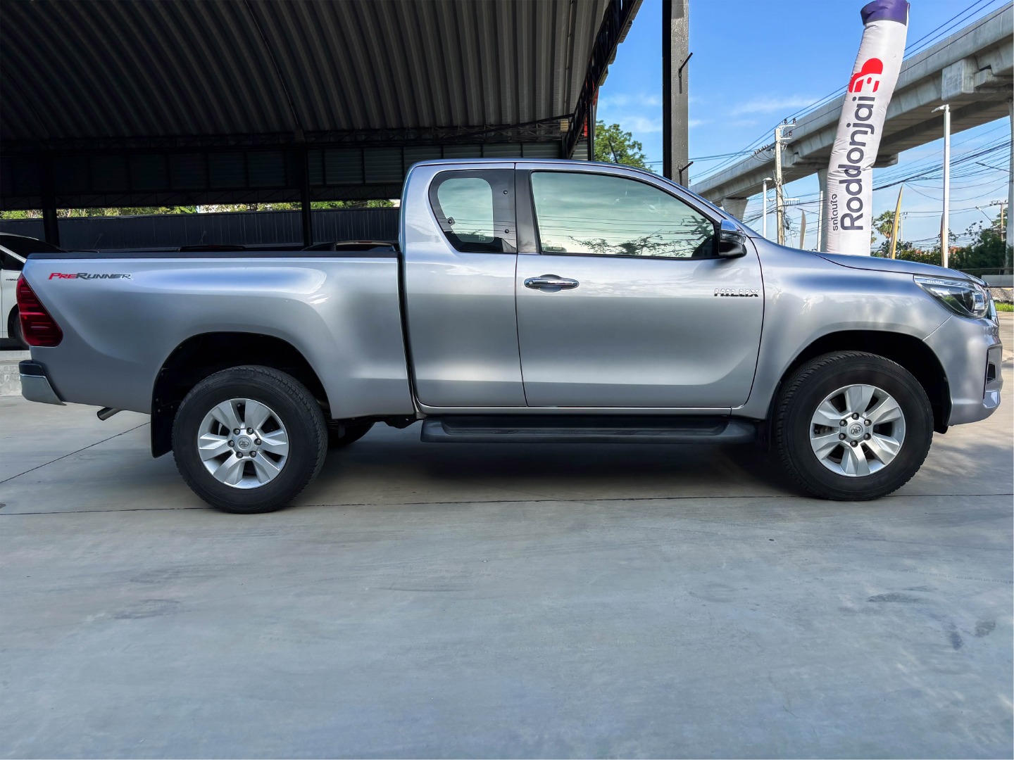TOYOTA HILUX REVO SMART CAB PRERUNNER 2.4 E PLUS (B1580)