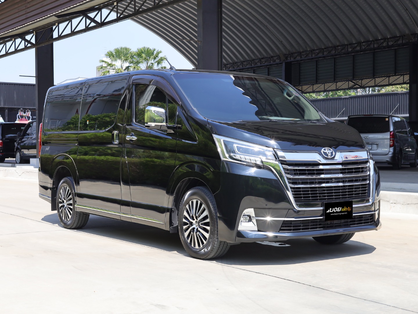 TOYOTA MAJESTY 2.8 PREMIUM