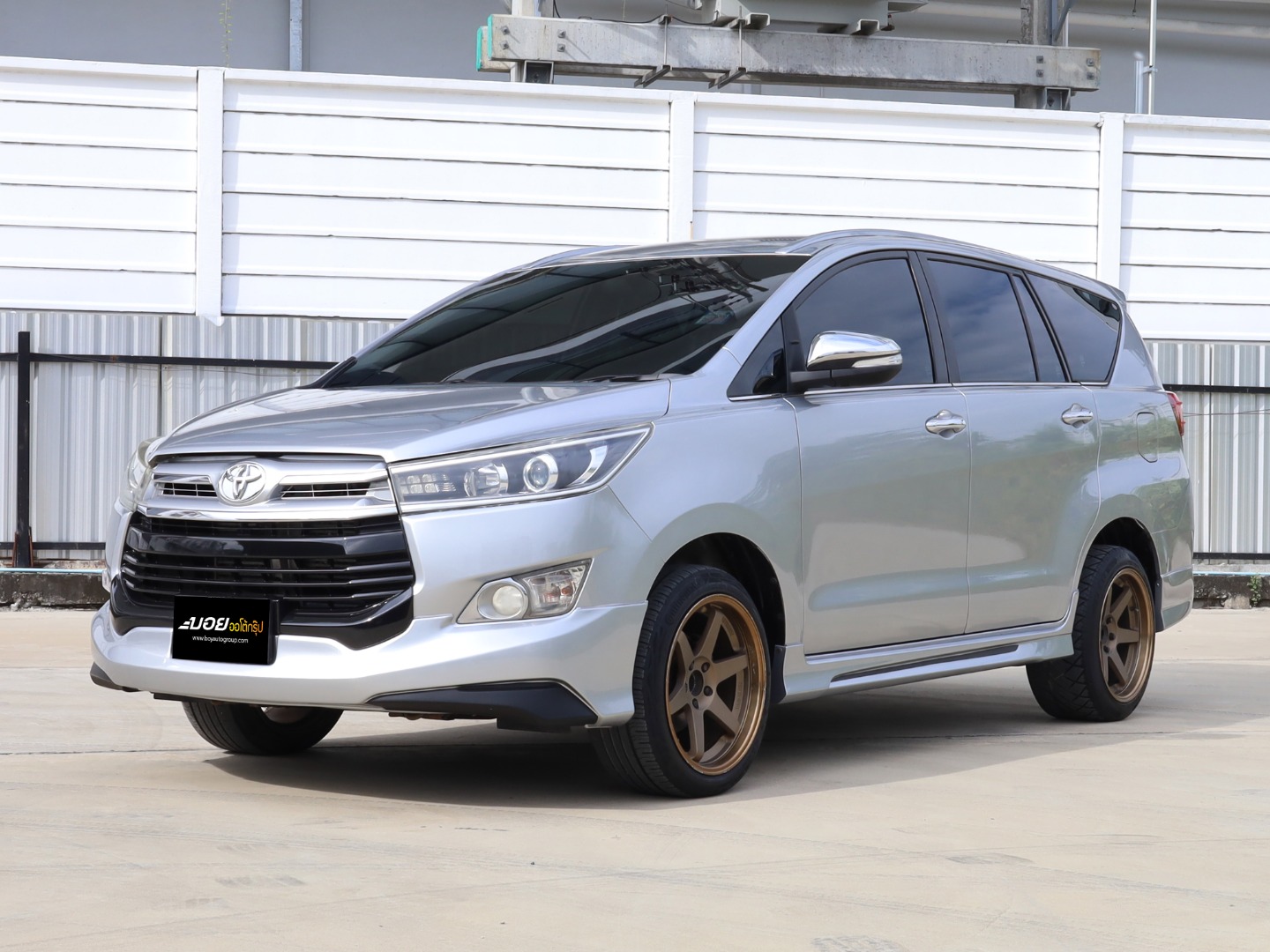 TOYOTA INNOVA 2.8 V (A2916)