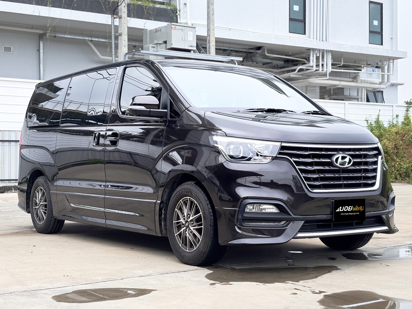 HYUNDAI H1 2.5 DELUXE (A2977)