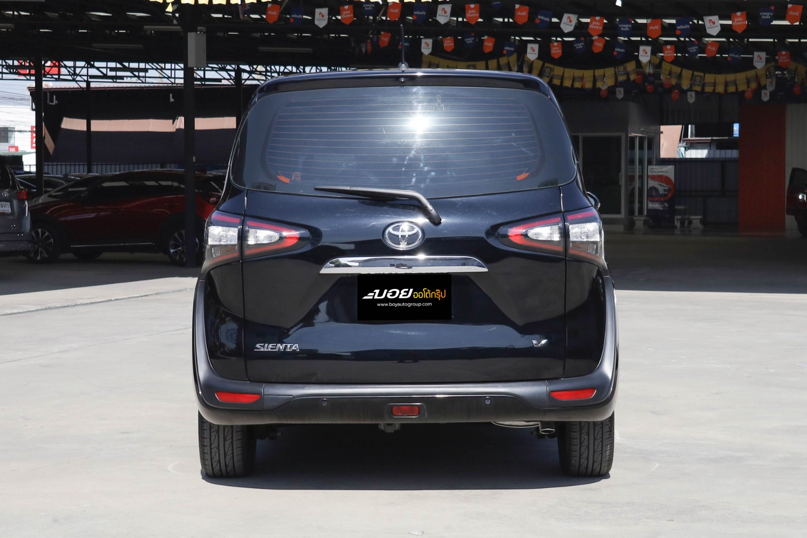 TOYOTA SIENTA 1.5 V (A2933)