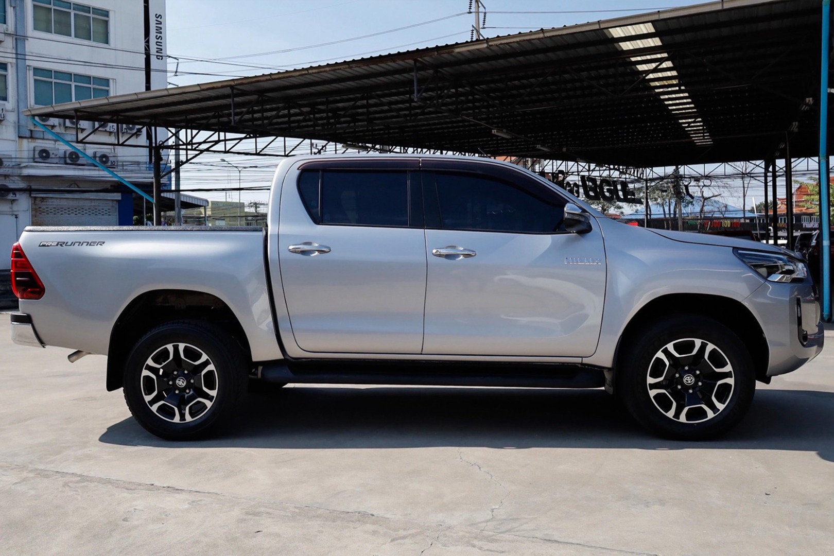 TOYOTA HILUX REVO DOUBLE CAB PRERUNNER 2.4 MID (B1584)