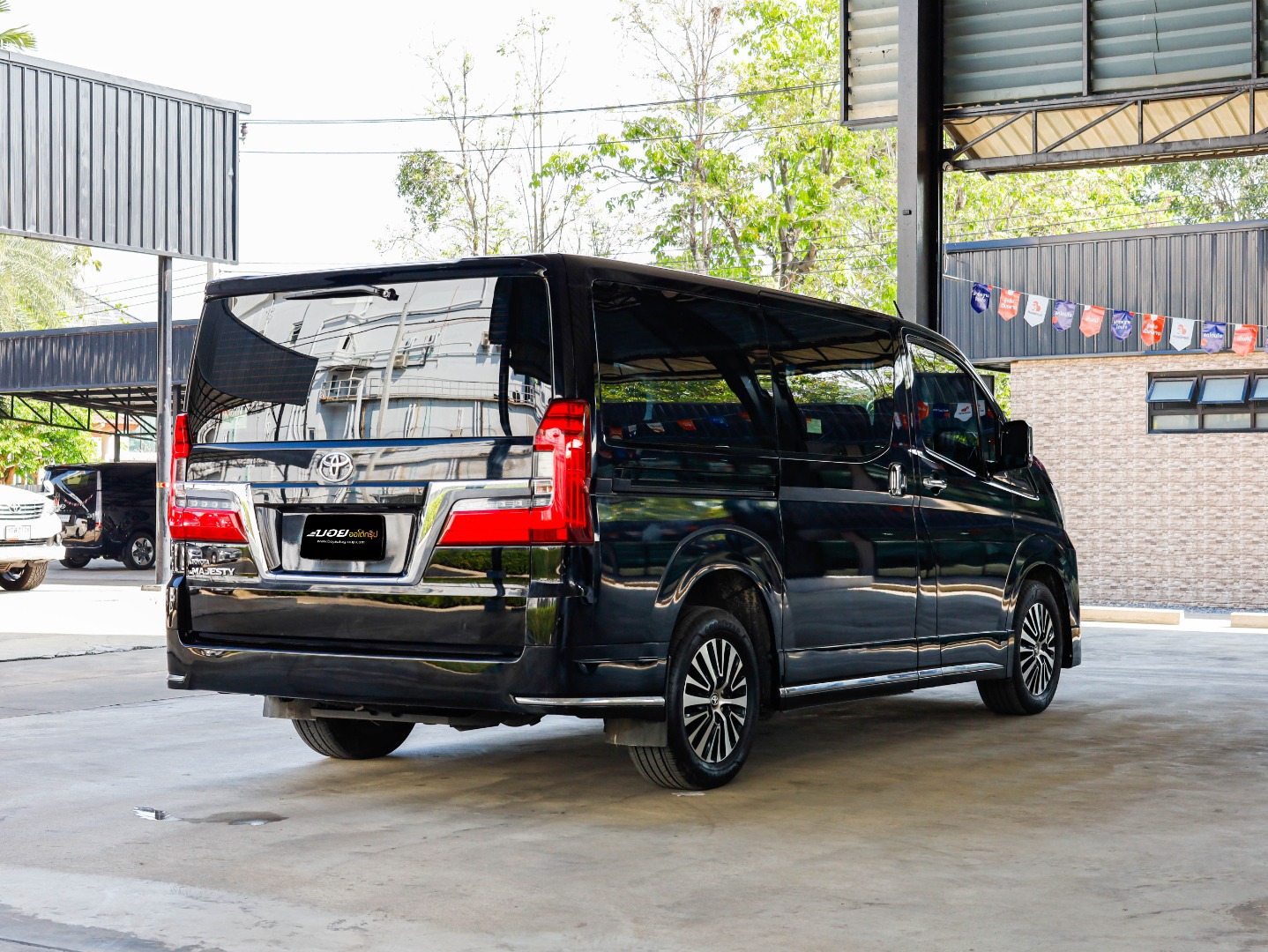 TOYOTA MAJESTY 2.8 PREMIUM (A3037)