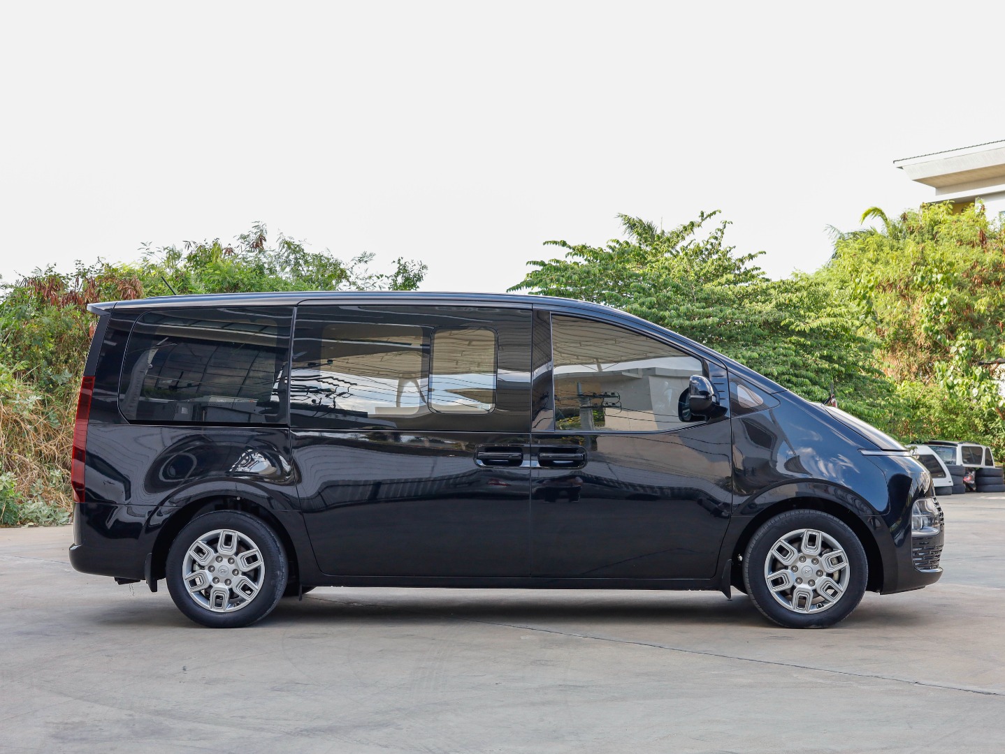 HYUNDAI STARIA 2.2 S (A3061)