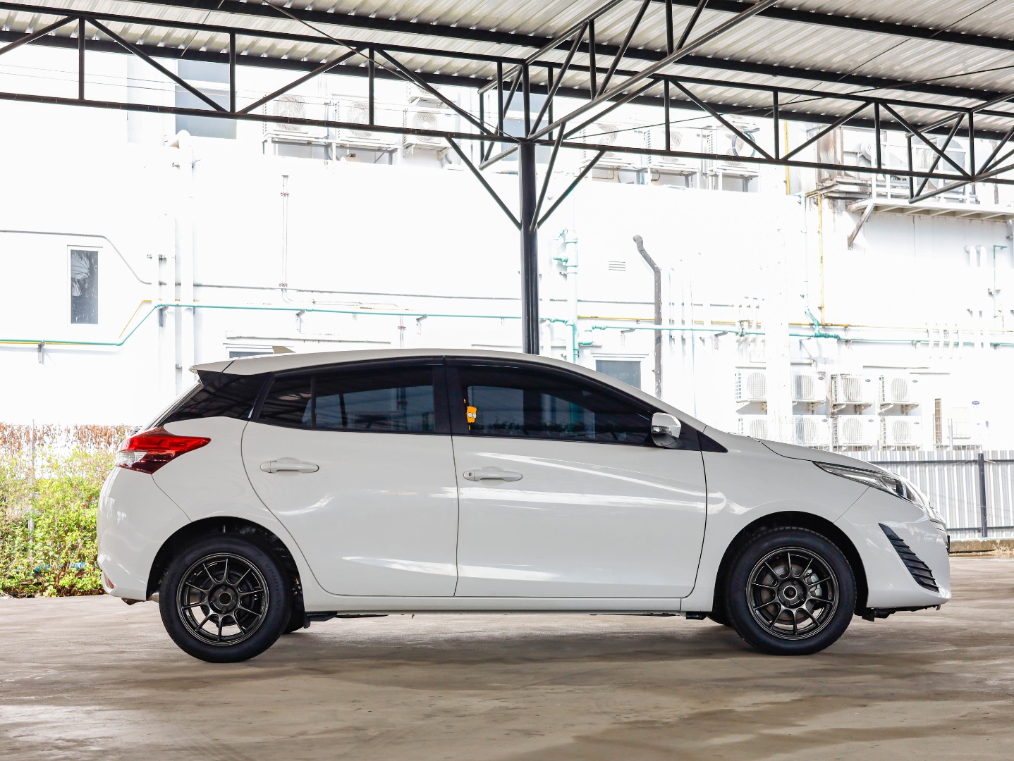 TOYOTA YARIS 1.2 E (5 ประตู) (A3050)