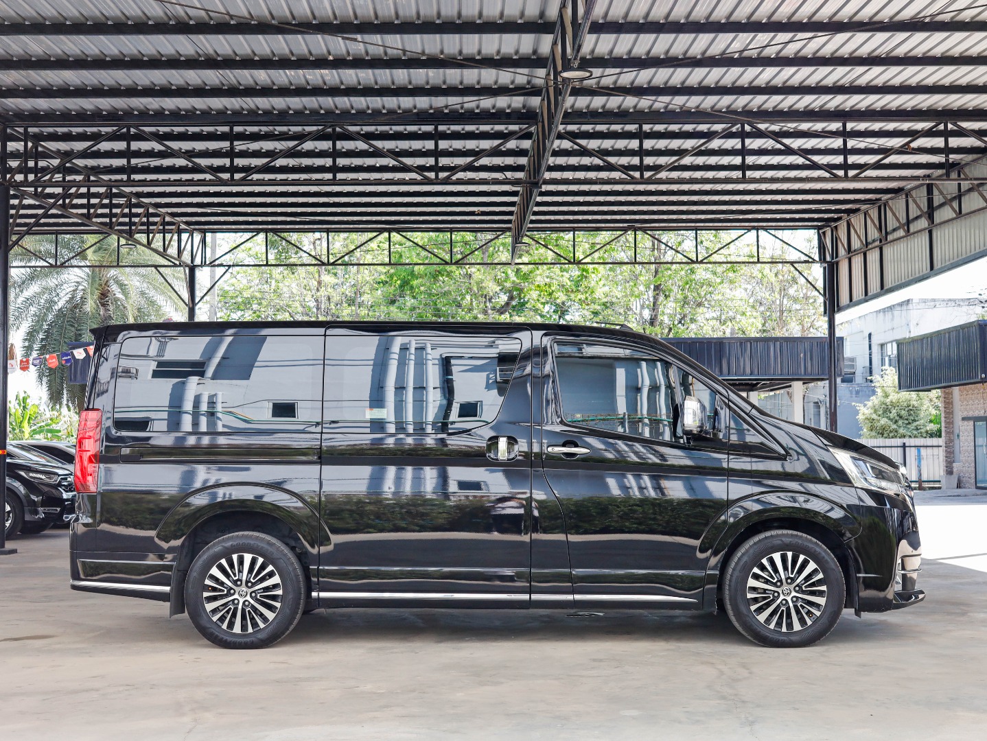 TOYOTA MAJESTY 2.8 PREMIUM (A3069)