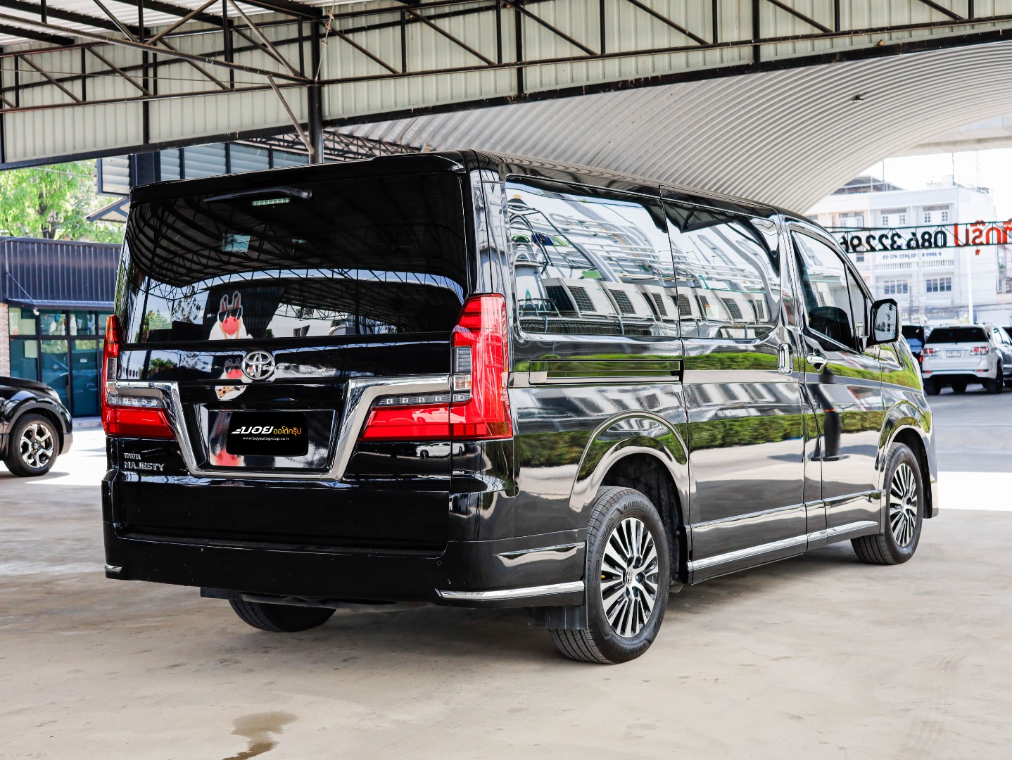 TOYOTA MAJESTY 2.8 PREMIUM (A3069)