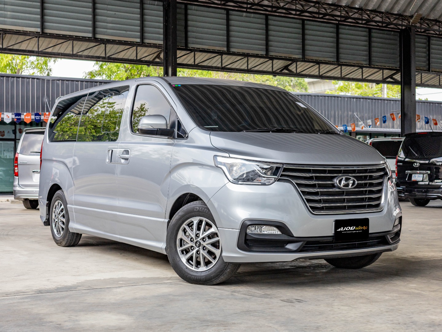 HYUNDAI H1 2.5 ELITE (11ที่นั่ง) (A3019)