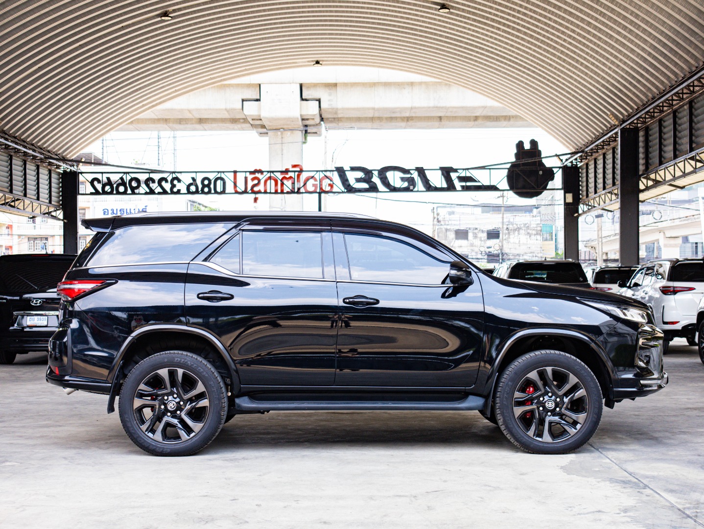 TOYOTA FORTUNER 2.8 GR SPORT (4WD) (A3053)