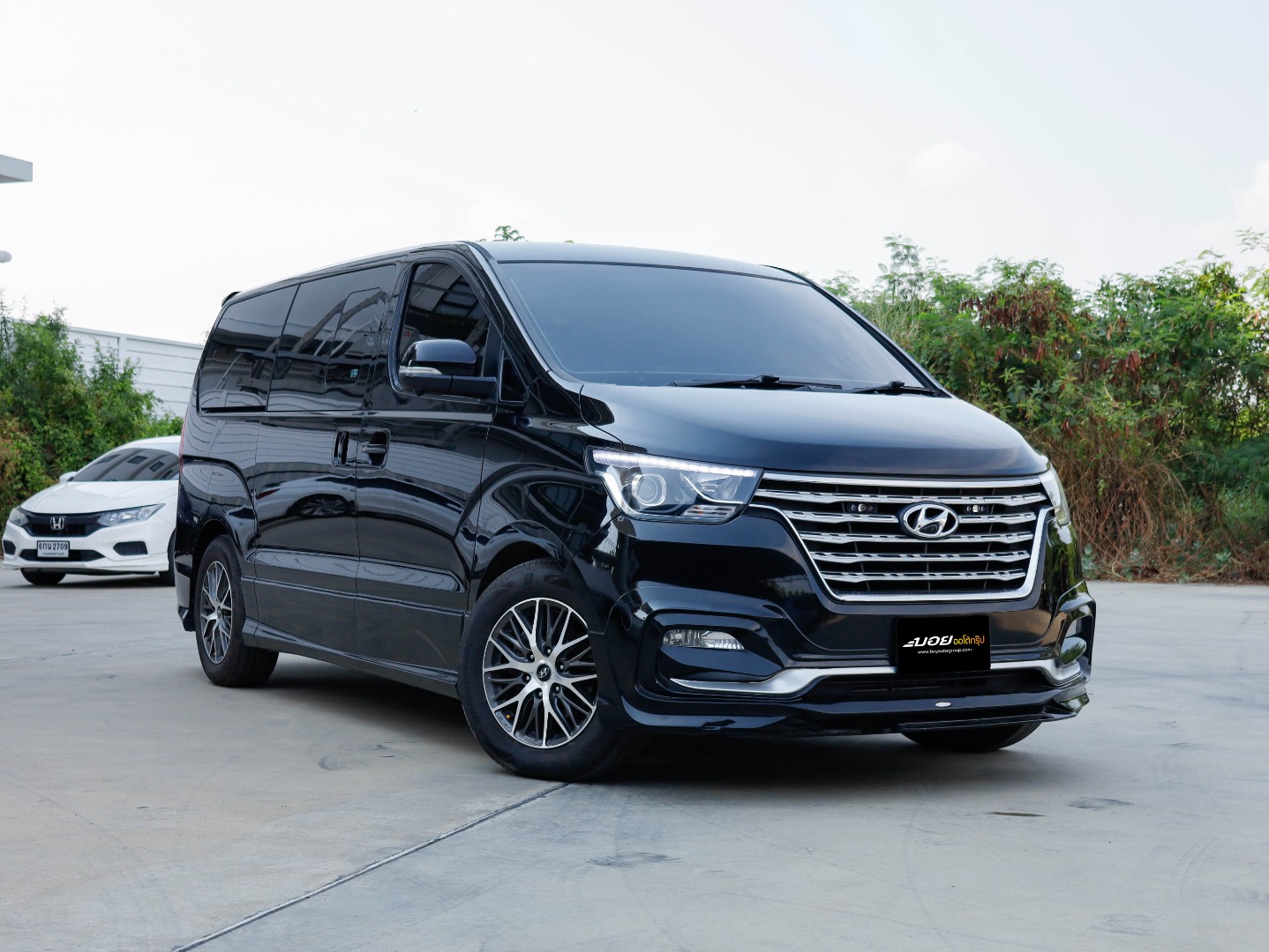 HYUNDAI  H1 GRAND STAREX 2.5 VIP (7 ที่นั่ง) (A3018)