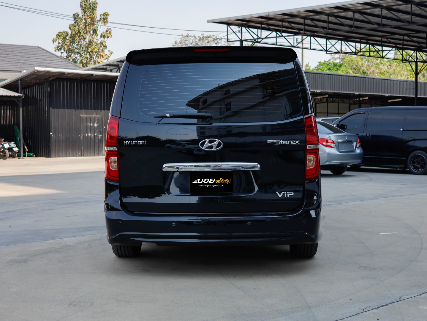 HYUNDAI  H1 GRAND STAREX 2.5 VIP (7 ที่นั่ง) (A3018)