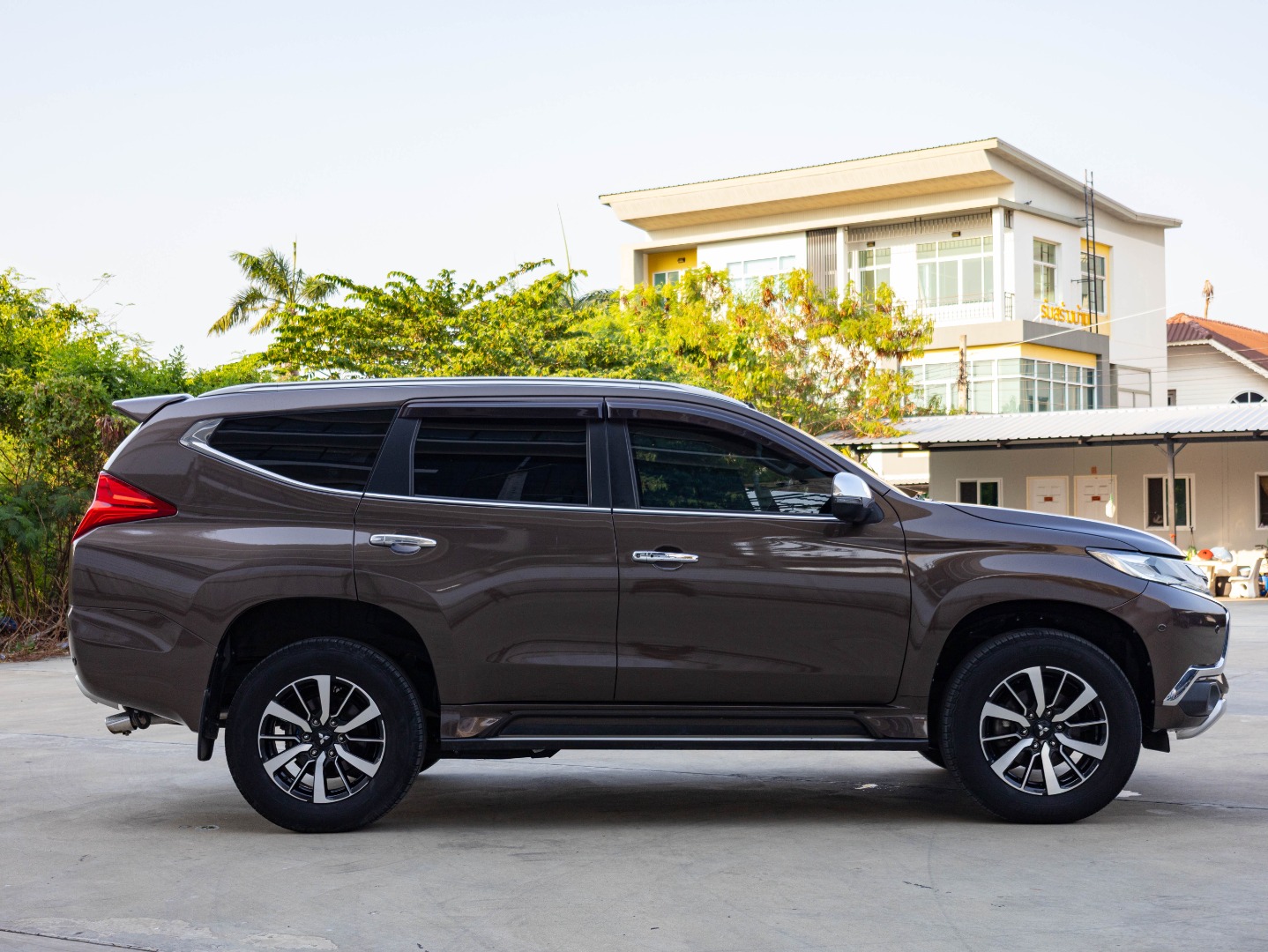 MITSUBISHI PAJERO SPORT 2.4 GT PREMIUM (4WD) (A3091)