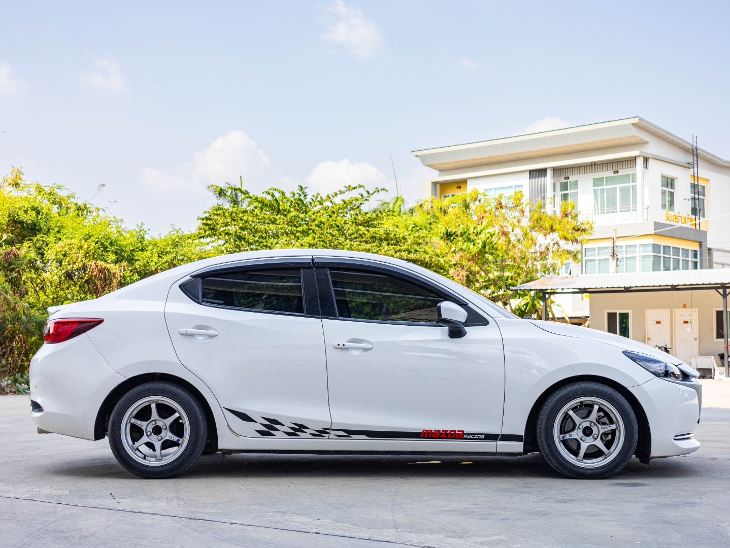 MAZDA 2 SKY ACTIV 1.3 S LEATHER (4 ประตู) (A3096)