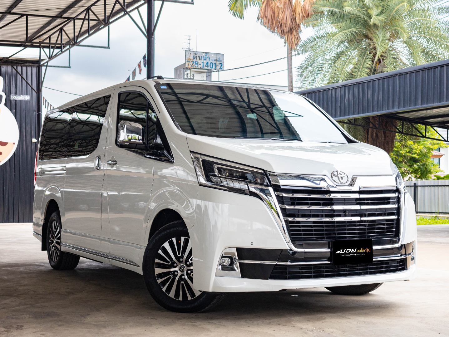 TOYOTA MAJESTY 2.8 PREMIUM (A3118)
