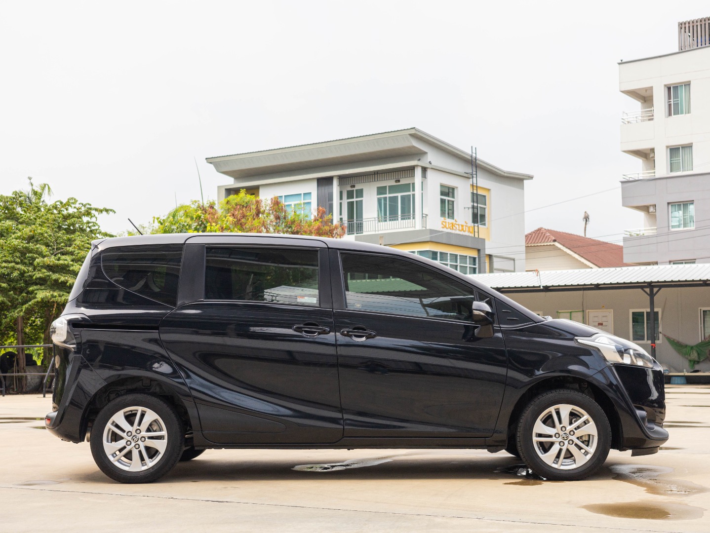 TOYOTA SIENTA 1.5 G (A3127)