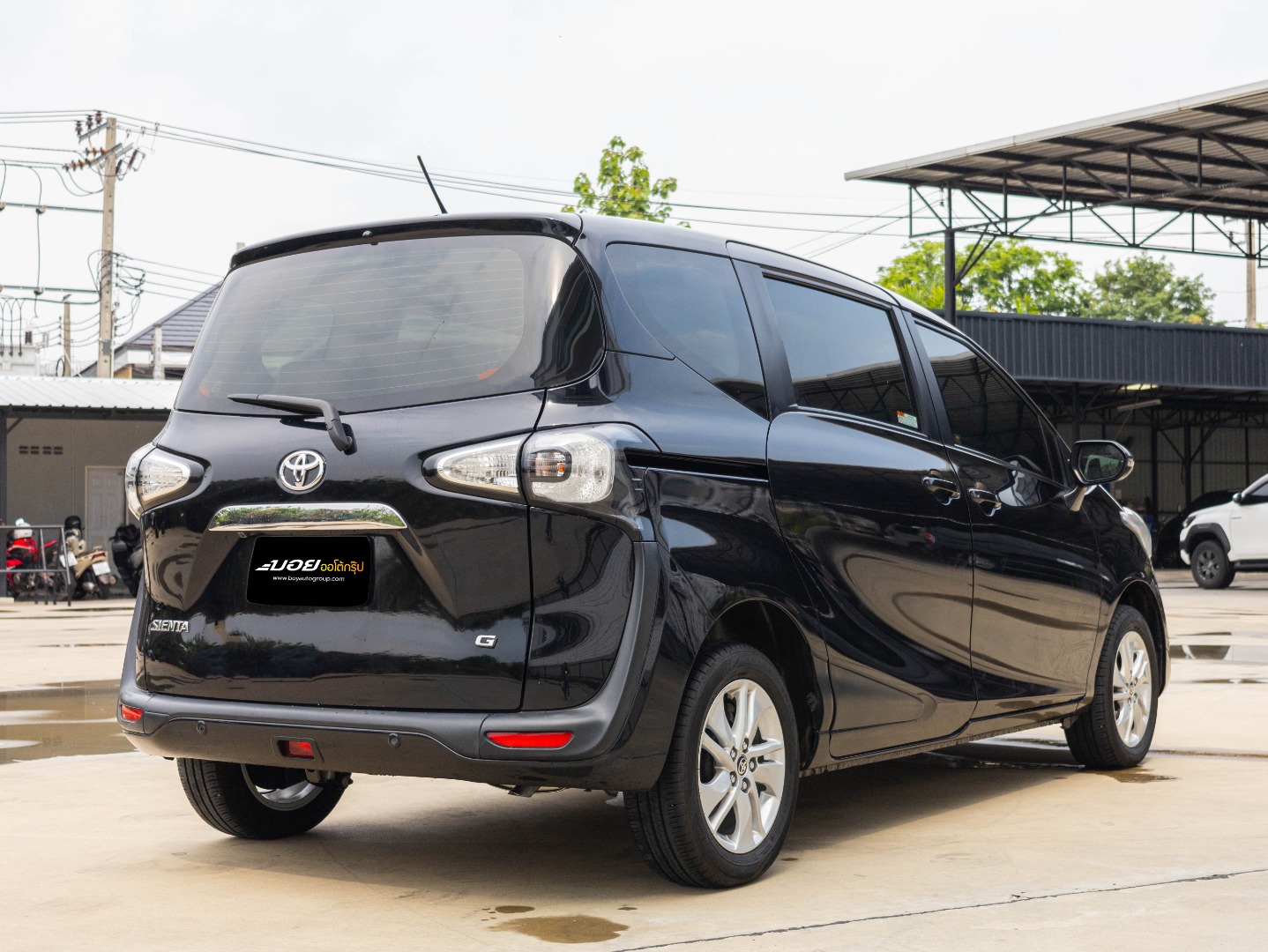 TOYOTA SIENTA 1.5 G (A3127)