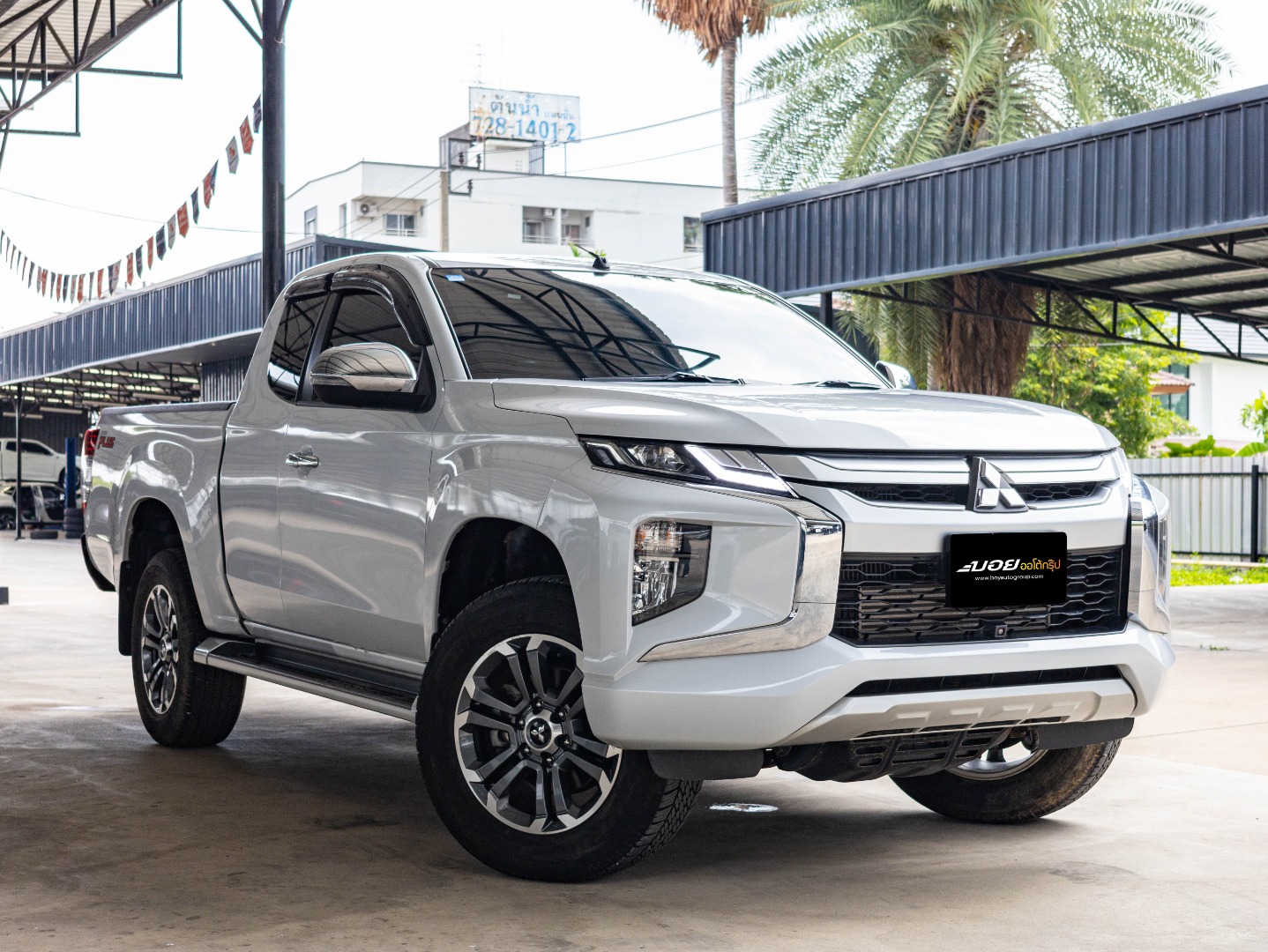 MITSUBISHI TRITON MEGA CAB PLUS 2.4 GT (B1616)