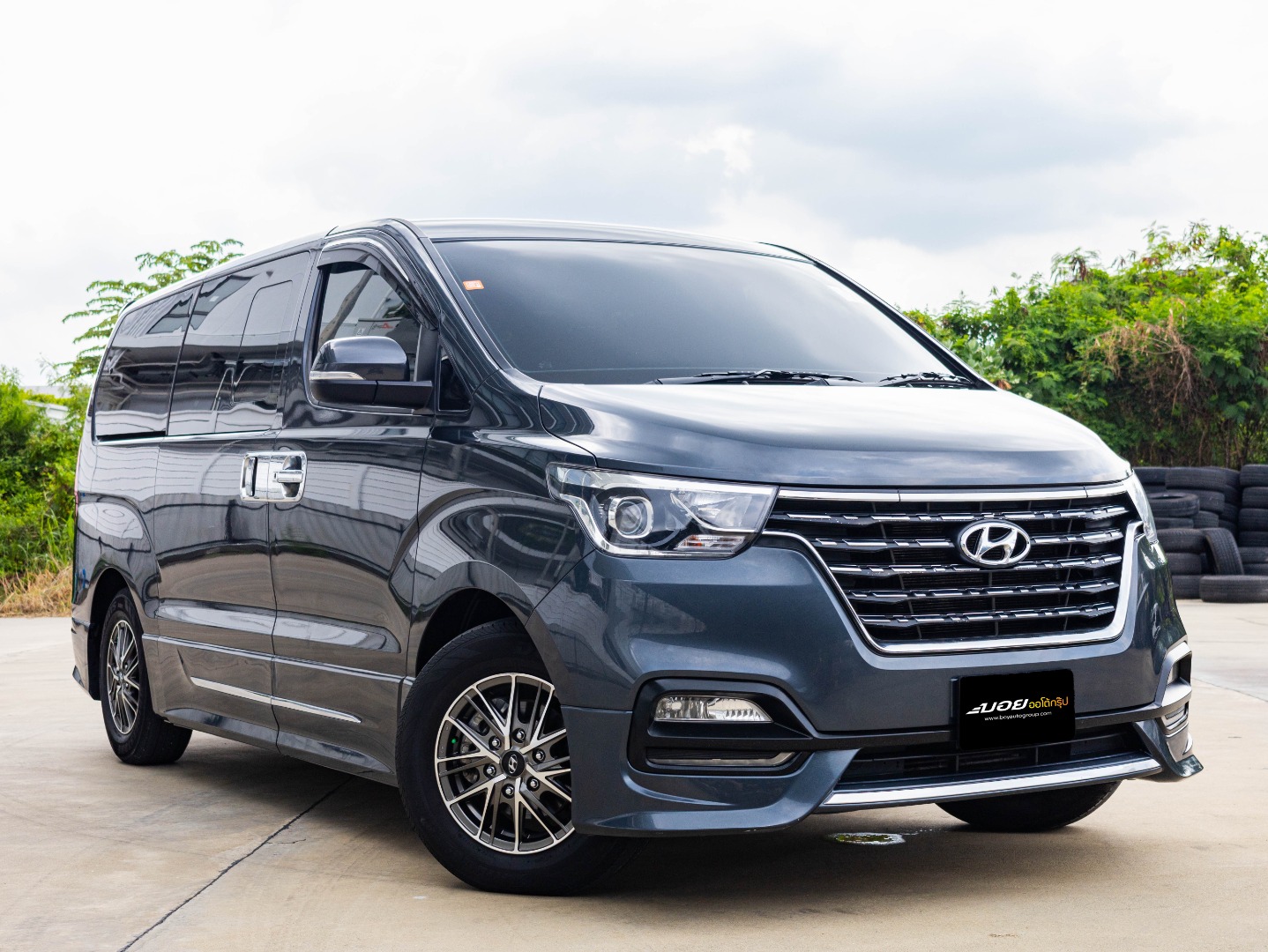 HYUNDAI H1 2.5 ELITE (11ที่นั่ง) (DAIMOND) (A3133)