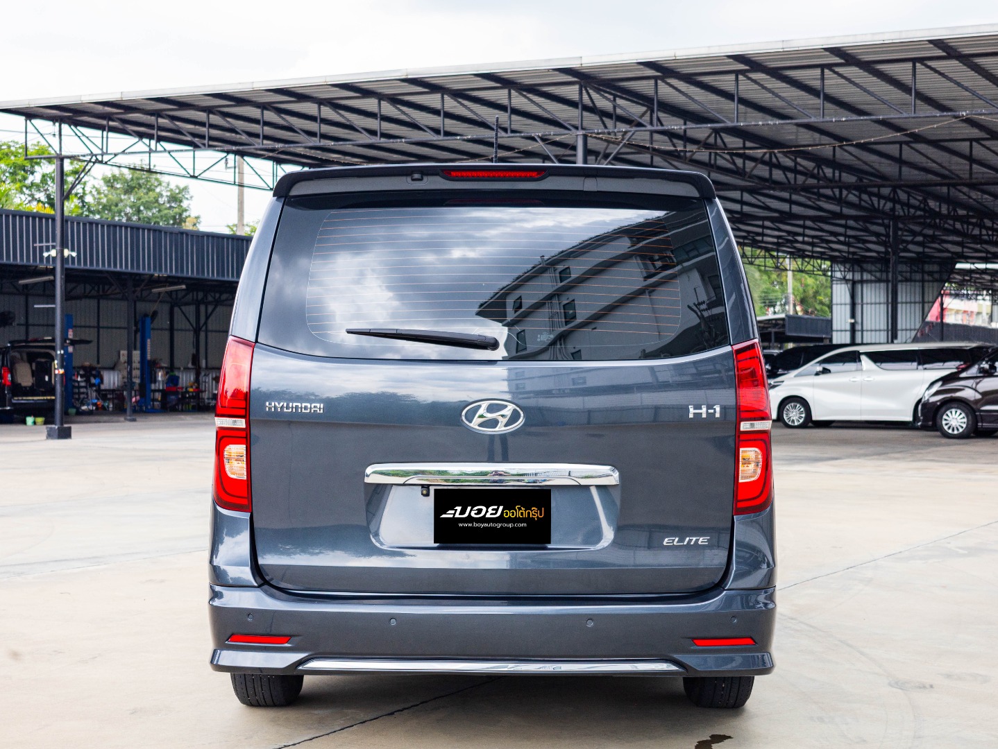 HYUNDAI H1 2.5 ELITE (11ที่นั่ง) (DAIMOND) (A3133)