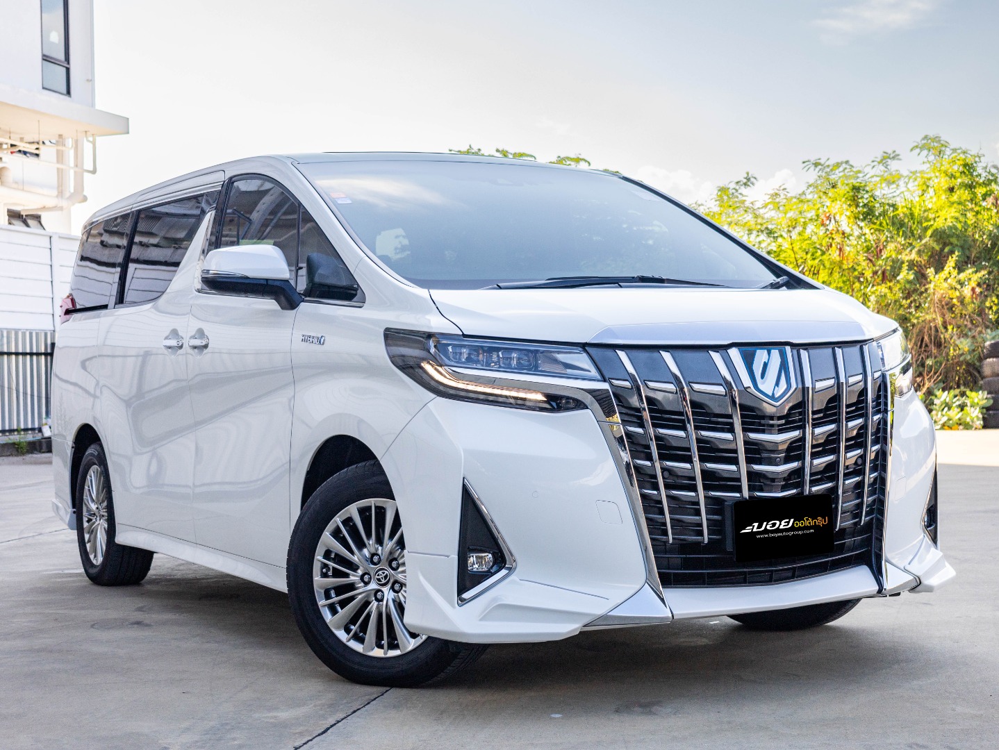 TOYOTA ALPHARD 2.5 HYBRID (A3136)