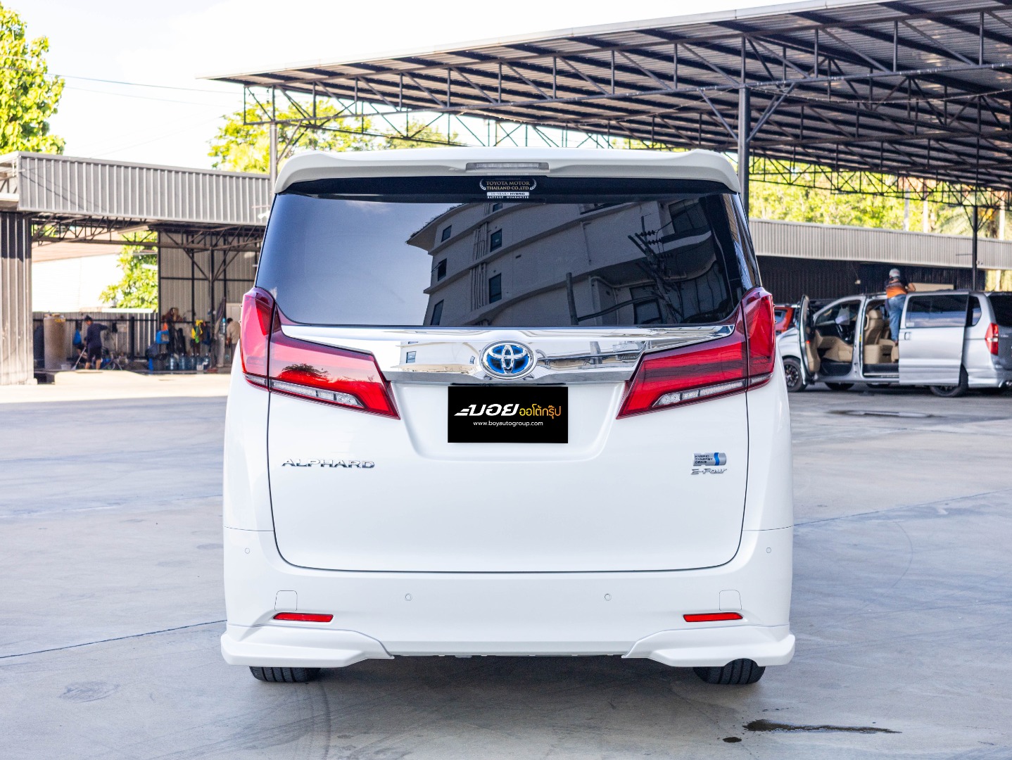 TOYOTA ALPHARD 2.5 HYBRID (A3136)