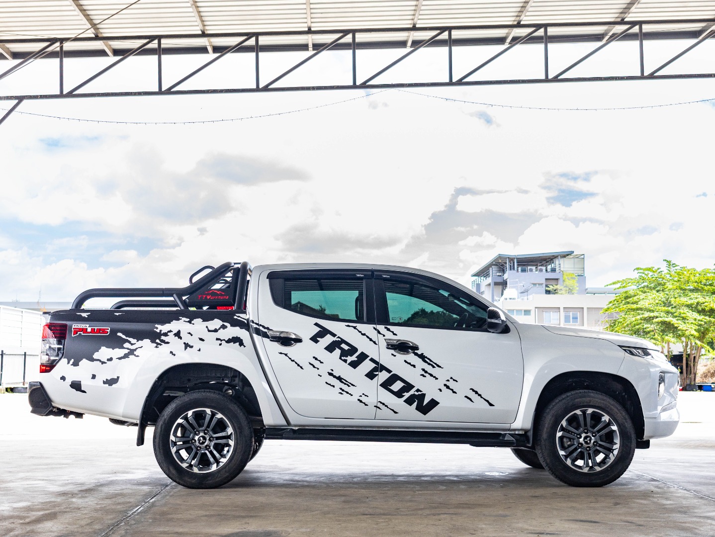 MITSUBISHI TRITON DOUBLE CAB 2.4 GT PLUS (B1627)