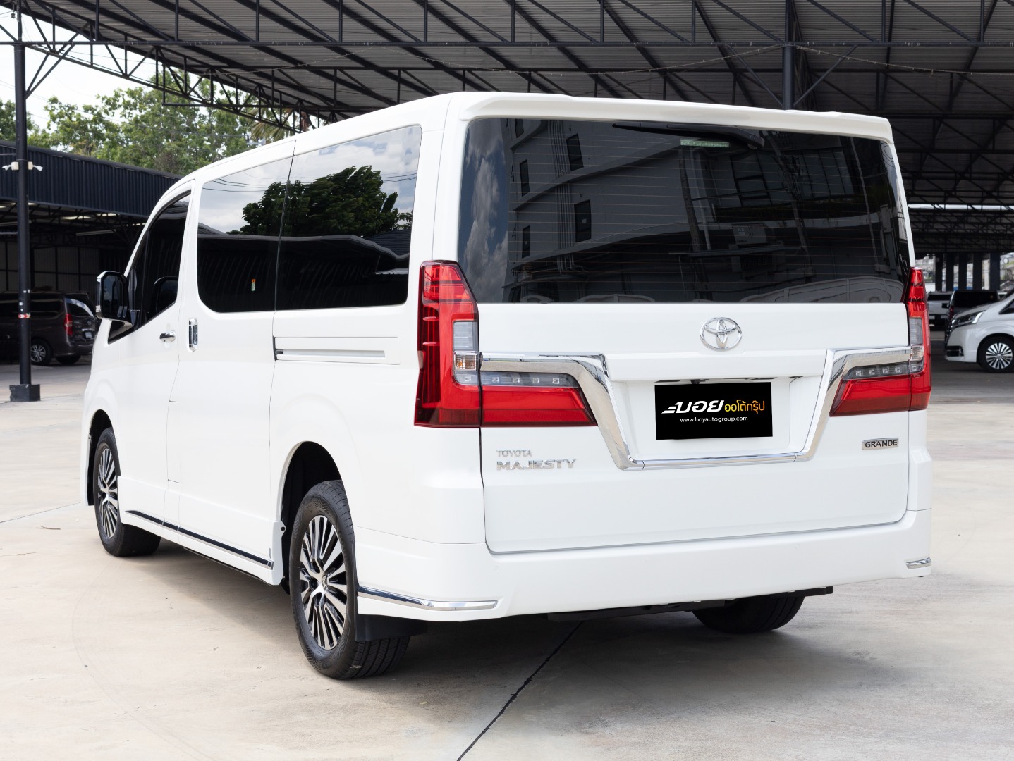 TOYOTA MAJESTY 2.8 GRANDE