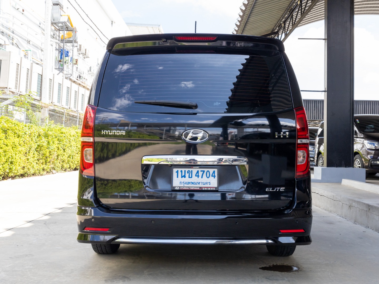 HYUNDAI H1 2.5 ELITE (11ที่นั่ง)(DAIMOND) กระจังหน้านอน (RA3162)