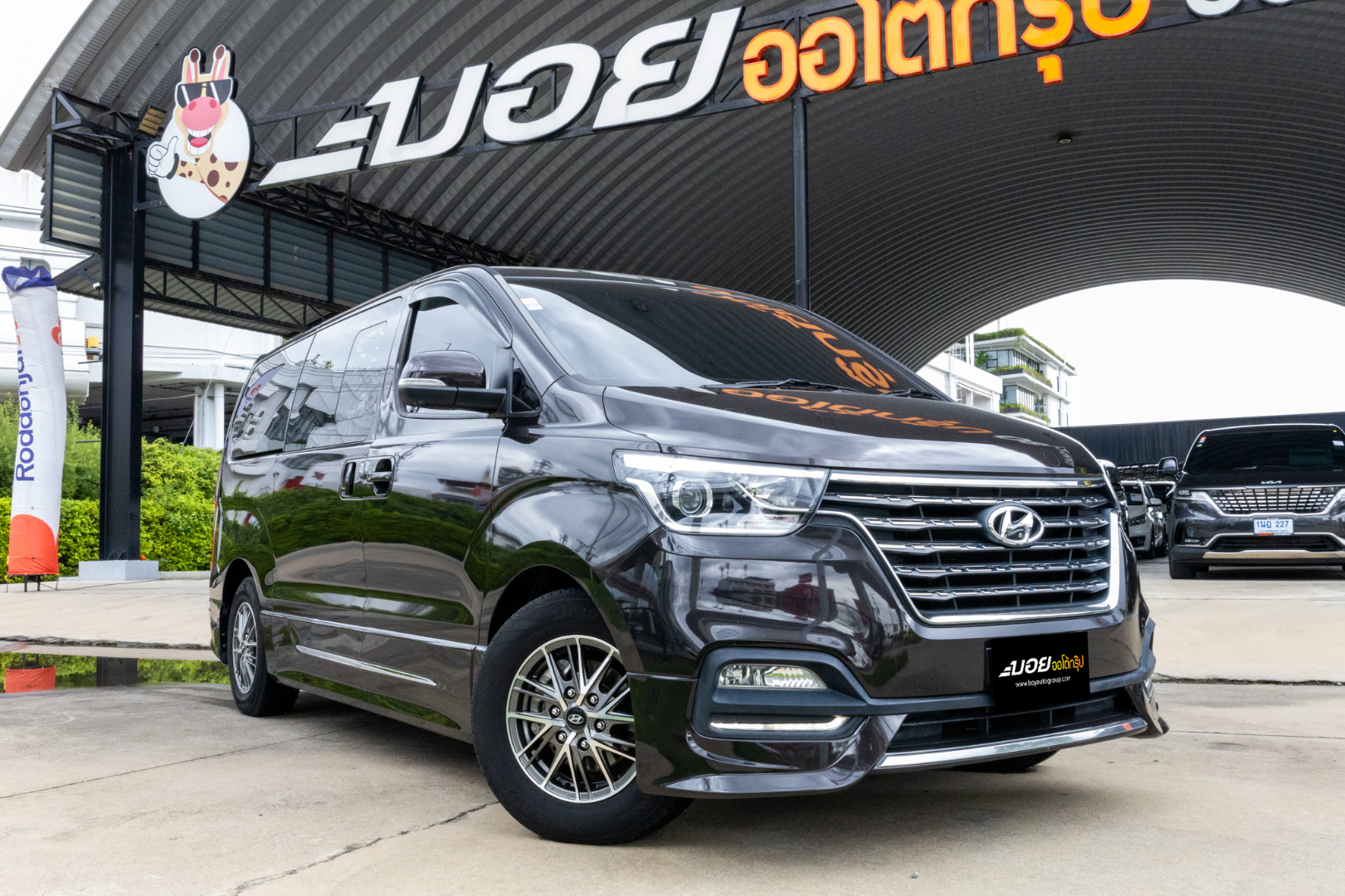 HYUNDAI H1 2.5 DELUXE (11ที่นั่ง) DIAMOND (RA3191)