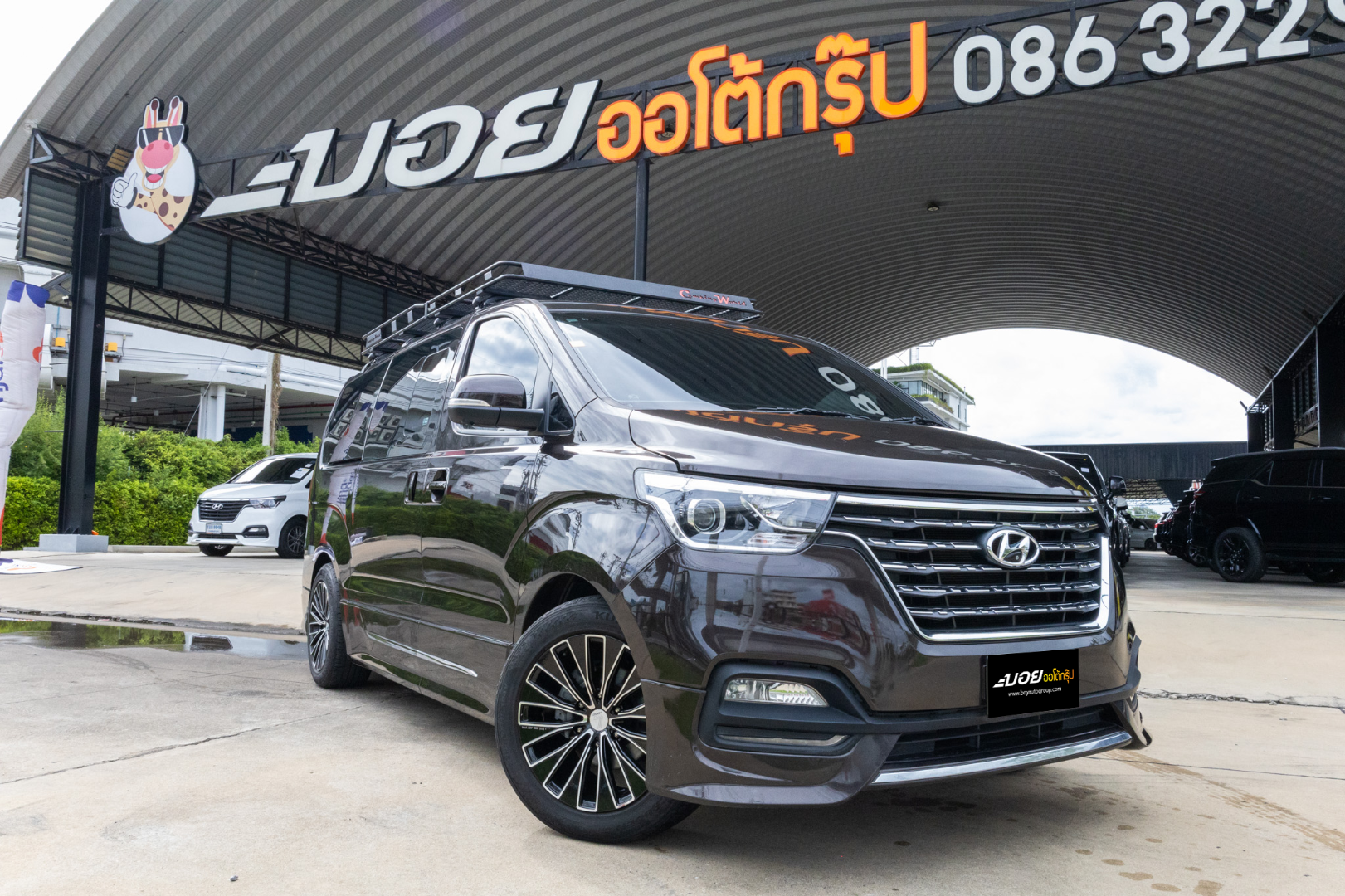 HYUNDAI H1 2.5 DELUXE (11ที่นั่ง) DIAMOND (RA3182)