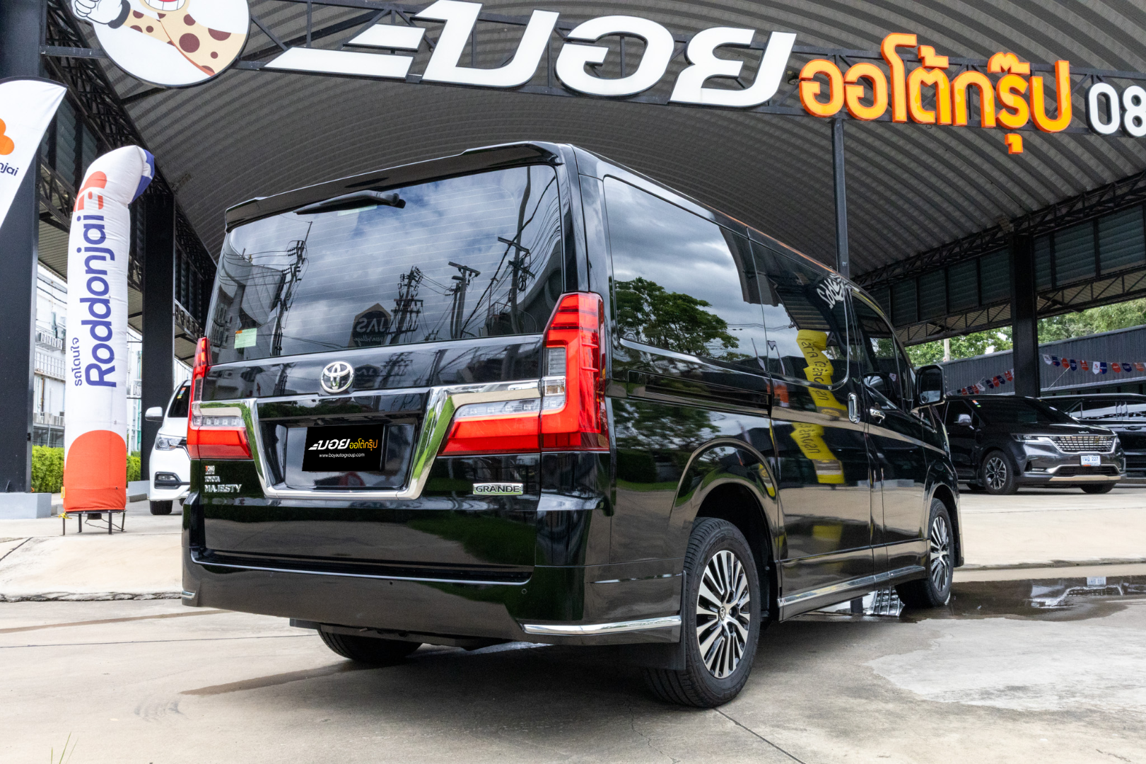 TOYOTA MAJESTY 2.8 PREMIUM (RA3193)
