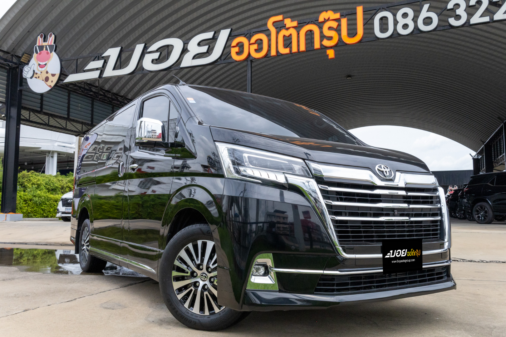 TOYOTA MAJESTY 2.8 PREMIUM (RA3172)