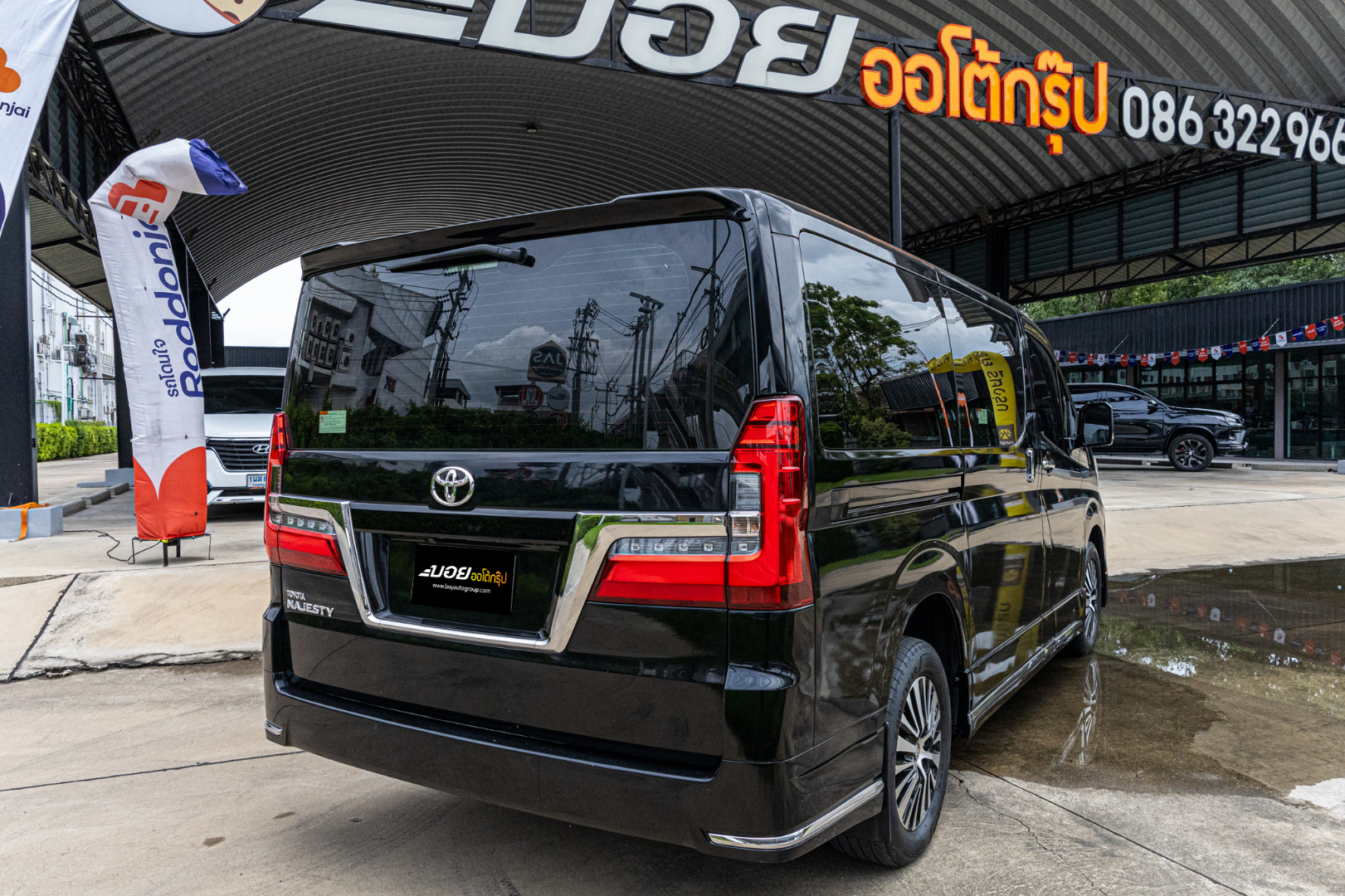 TOYOTA MAJESTY 2.8 PREMIUM (RA3172)