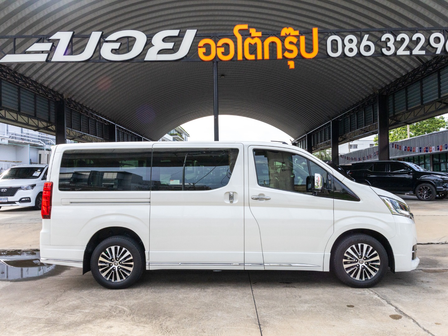 TOYOTA MAJESTY 2.8 GRANDE (RA3195)