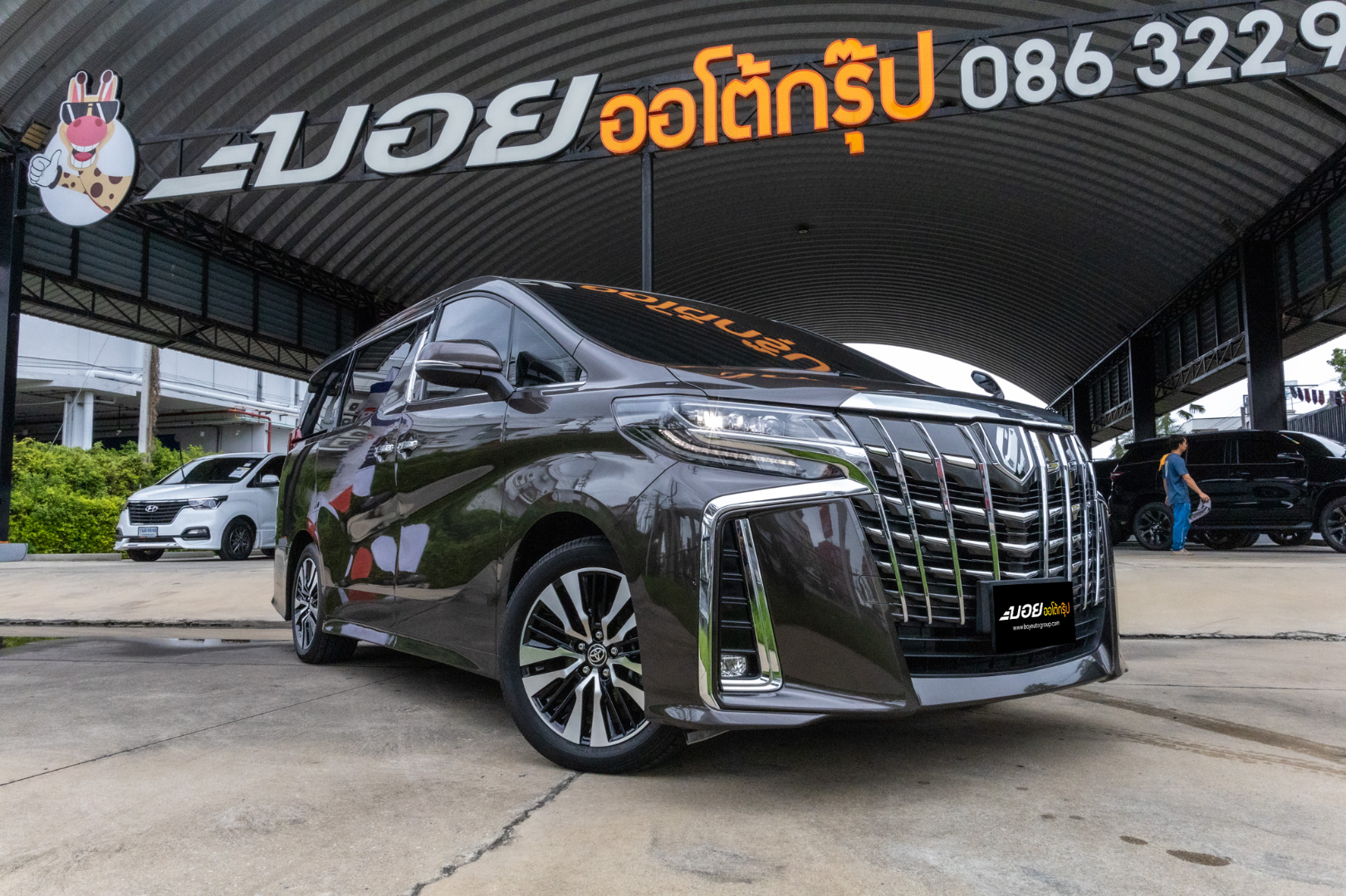 TOYOTA ALPHARD (RA3208)