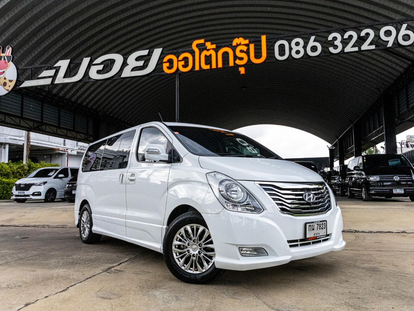HYUNDAI  GRAND STAREX 2.5 PREMIUM (RA3210)