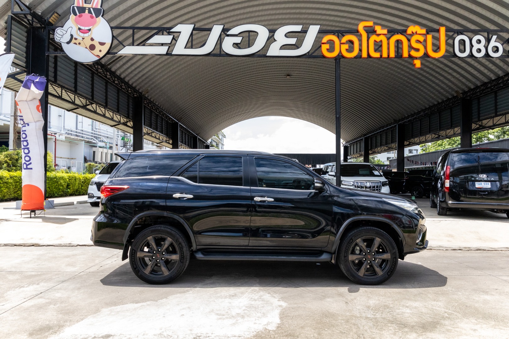 Toyota Fortuner 2.8 TRD Sportivo (RA3211)