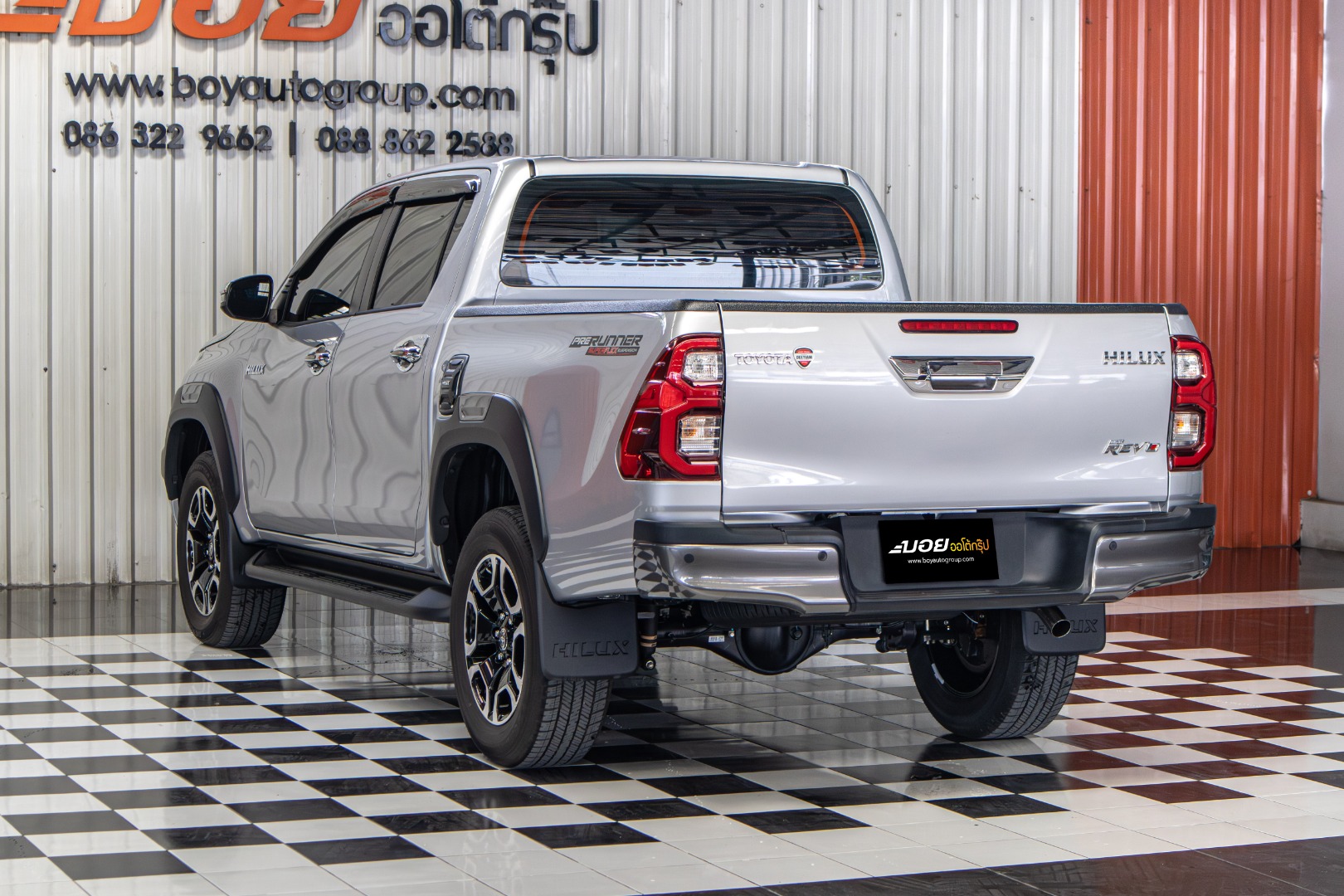 TOYOTA HILUX REVO DOUBLE CAB 2.4 (MB1633)