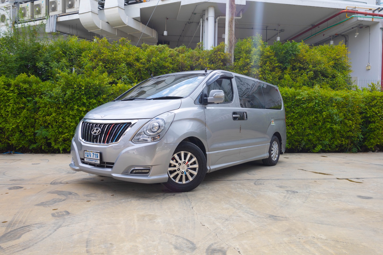 HYUNDAI H1 2.5 DELUXE (11ที่นั่ง) (RA3219)