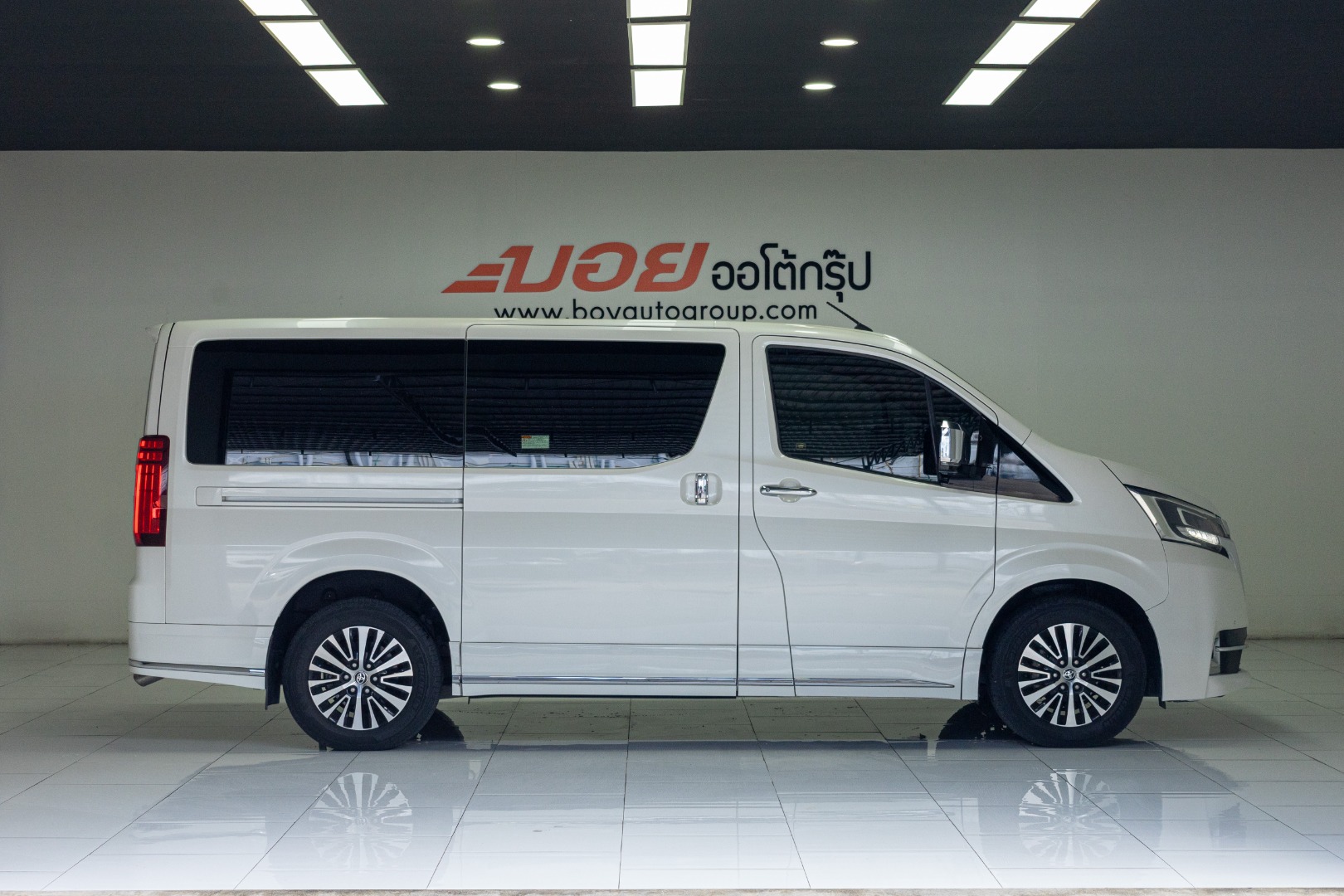 TOYOTA MAJESTY 2.8 PREMIUM (RA3230)