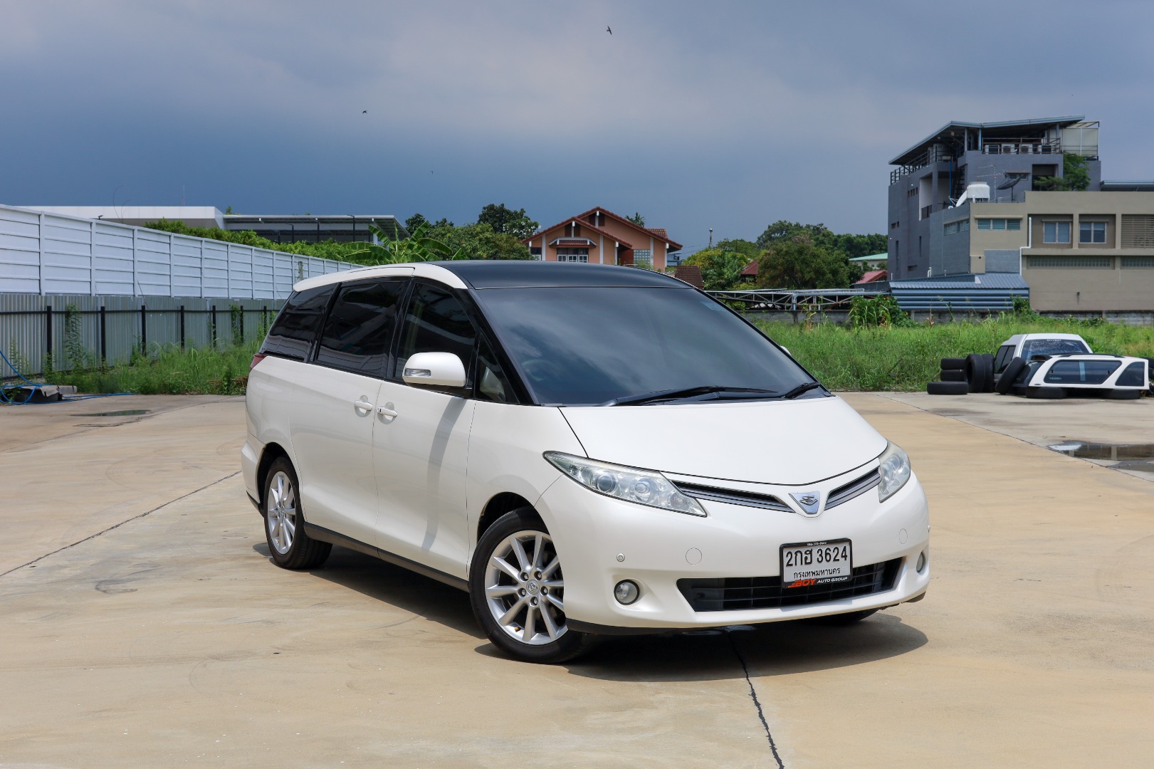 TOYOTA ESTIMA (RA3245)