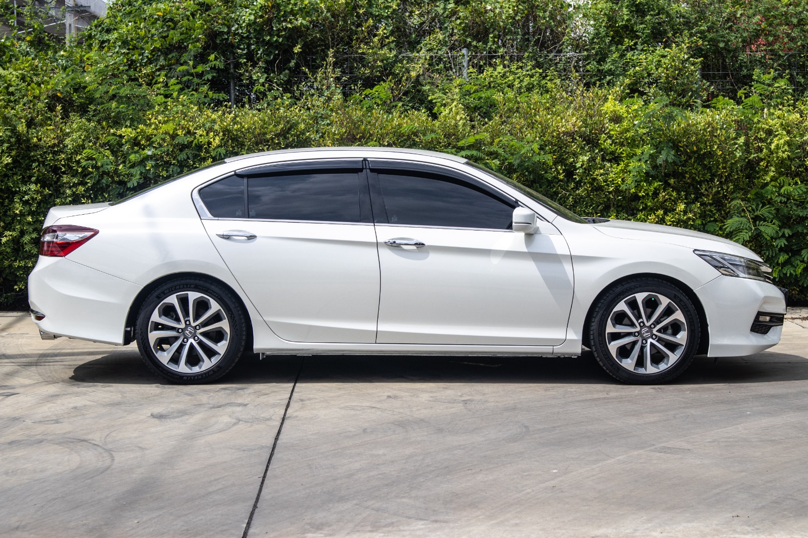 HONDA ACCORD 2.0 EL (MA3261)