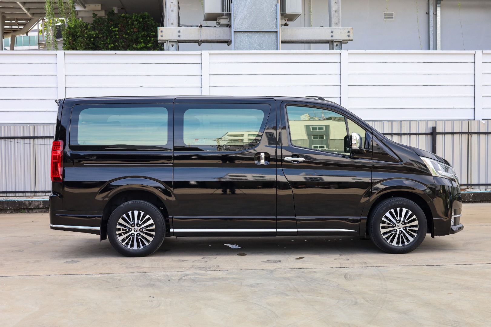 TOYOTA MAJESTY 2.8 GRANDE (RA3240)