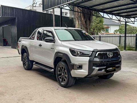 TOYOTA HILUX REVO SMART CAB PRERUNNER 2.4 ROCCO (B1514)