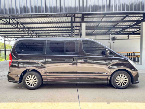 HYUNDAI H1 2.5 ELITE (11ที่นั่ง) (A2642)
