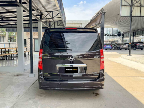 HYUNDAI H1 2.5 ELITE (11ที่นั่ง) (A2642)