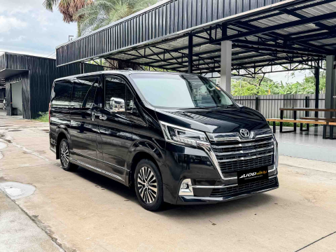 TOYOTA MAJESTY 2.8 PREMIUM (A2716)