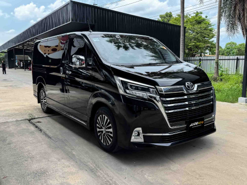 TOYOTA MAJESTY 2.8 PREMIUM (A2709)